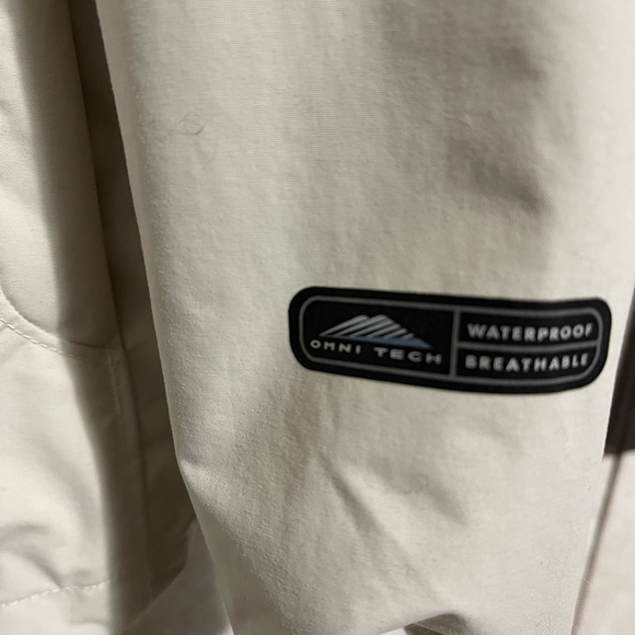 Sorel Omni-Tech waterproof jacket. - Picture 5 of 8